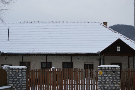 Bántapolcsányi régi református iskola (Urbán József néptanító iskolája)